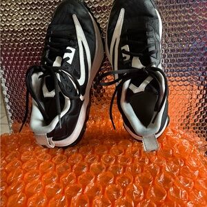 Men's Black and White Athletic Shoes